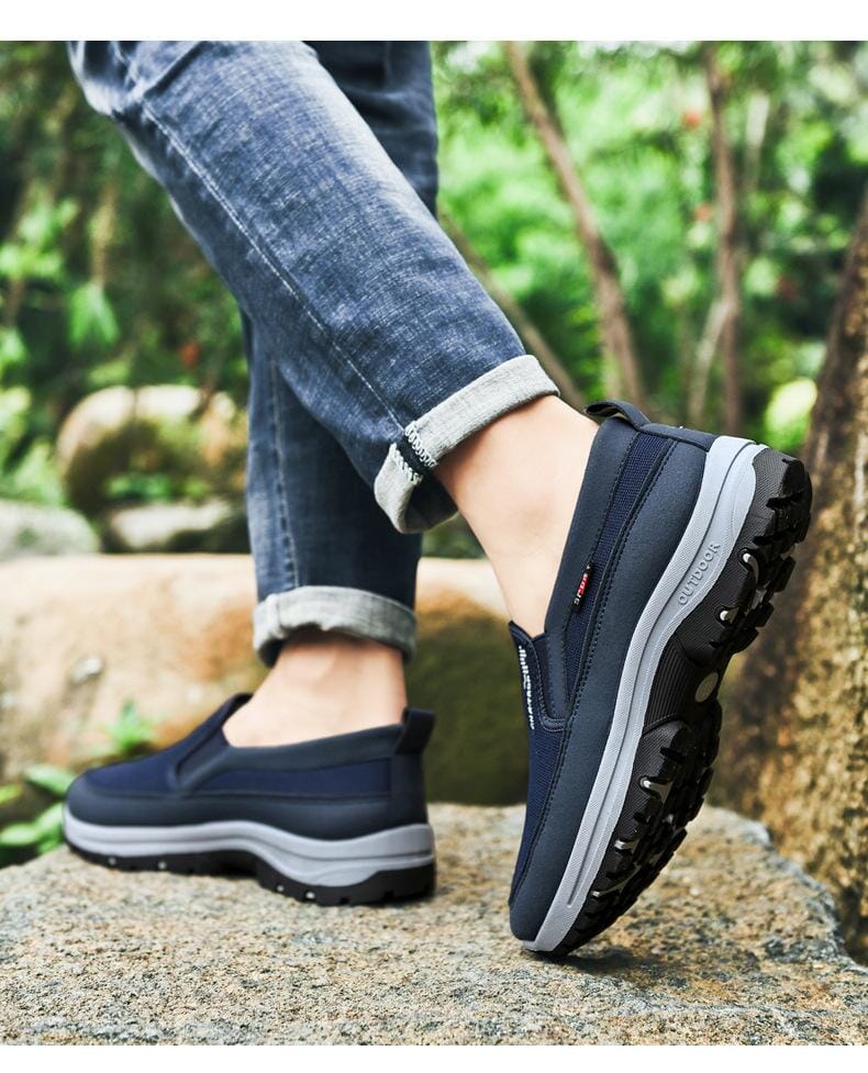 Casual Comfort Shoe in Titanium