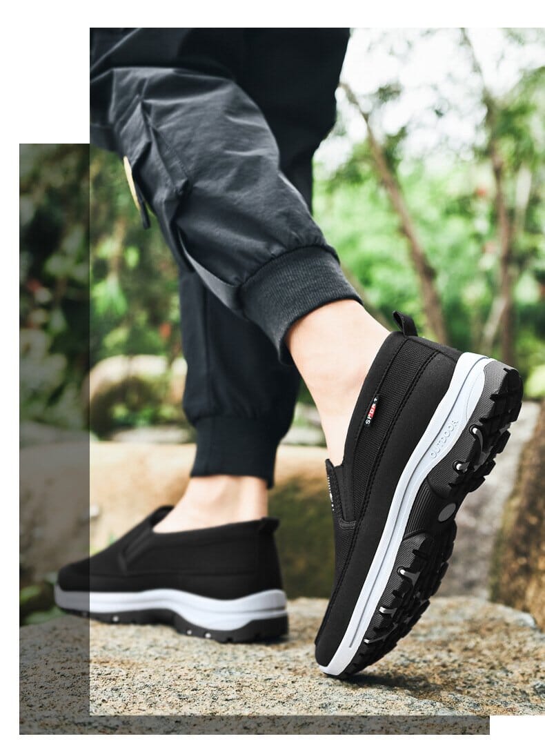 Casual Comfort Shoe in Titanium