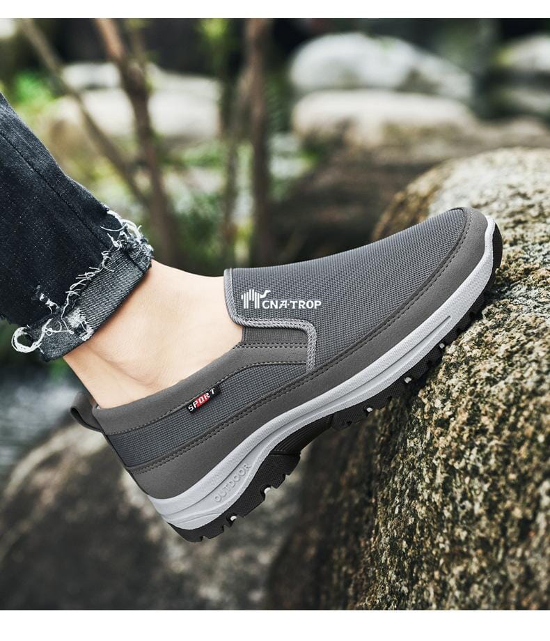 Casual Comfort Shoe in Titanium