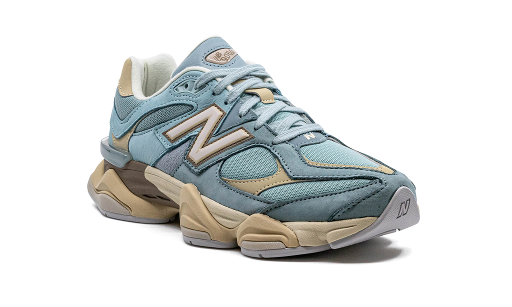 NB 9060 Blue Hazer